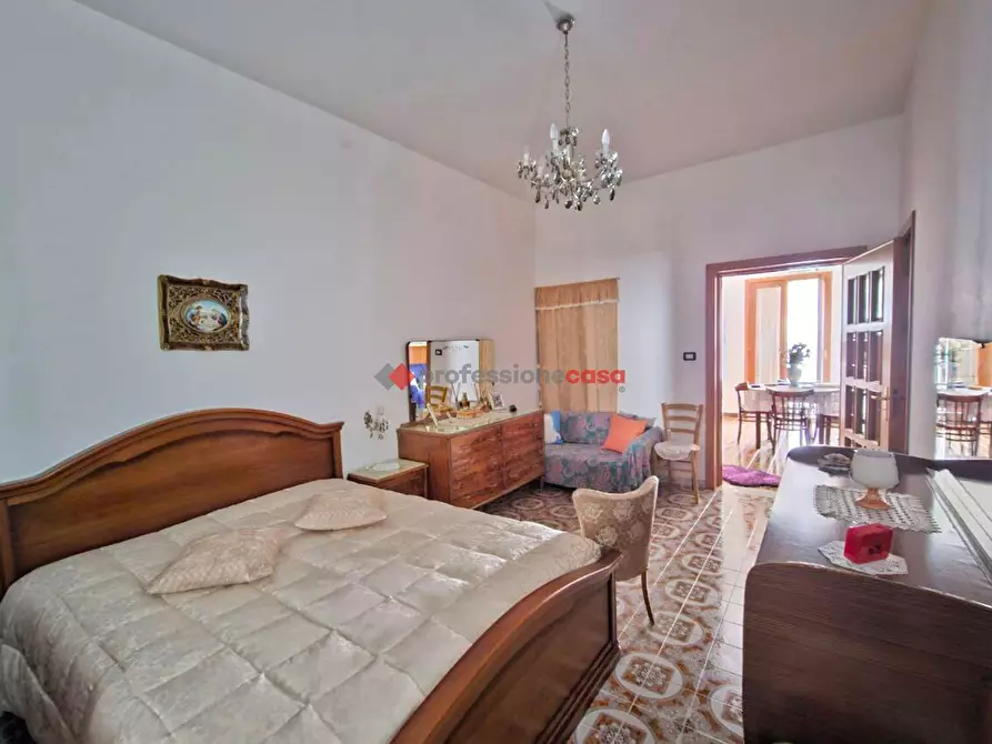 Immagine 7 di Casa indipendente in vendita  in Via Petrarca, 7 a Rignano Garganico