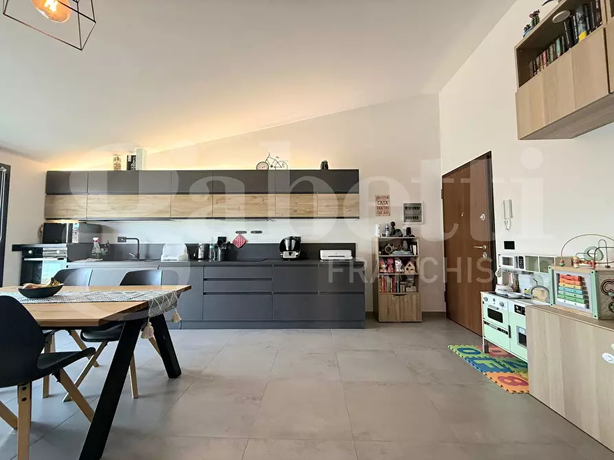 Immagine 10 di Appartamento in vendita  in Via rossini, 26 a Sestu
