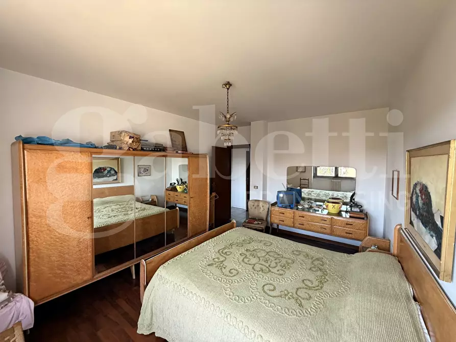 Immagine 13 di Appartamento in vendita  in Via Renato Cesarini, 97 a Roma
