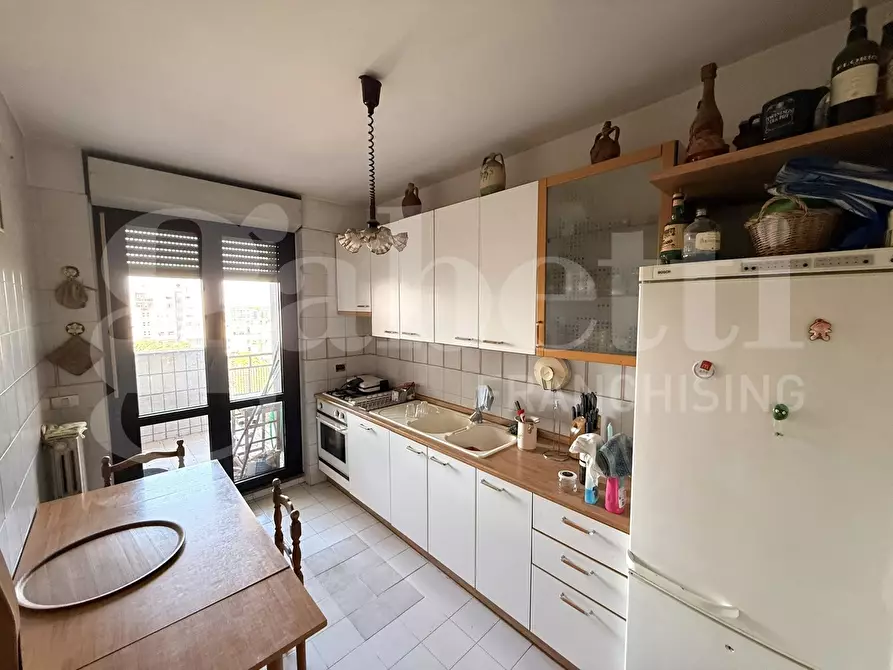 Immagine 8 di Appartamento in vendita  in Via Renato Cesarini, 97 a Roma