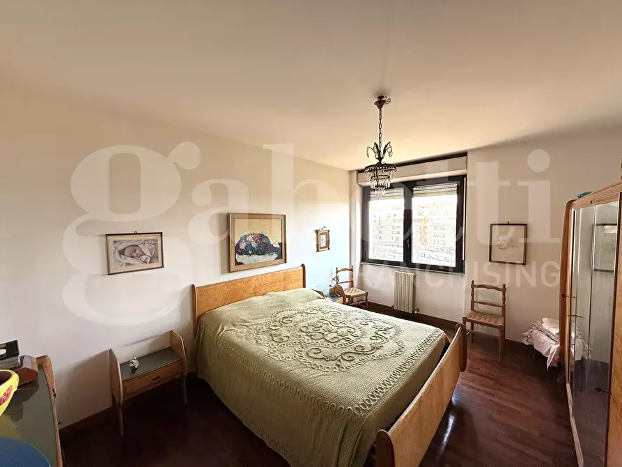 Immagine 11 di Appartamento in vendita  in Via Renato Cesarini, 97 a Roma