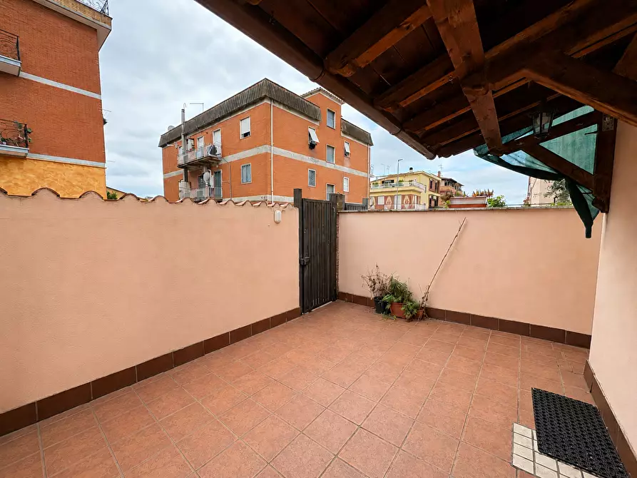 Immagine 1 di Appartamento in vendita  in Via Bonfiglio Da Cesena, 9 a Roma