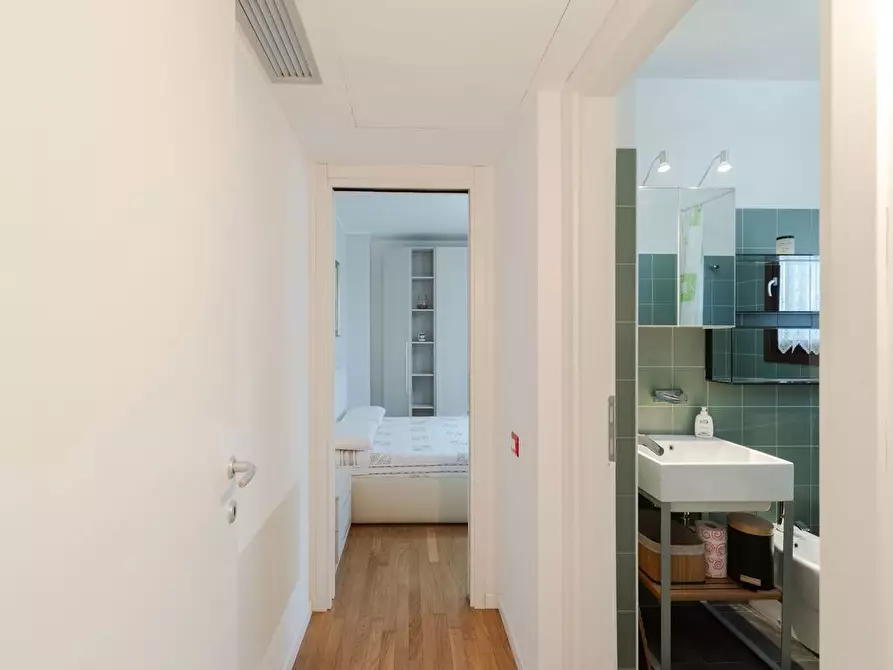 Immagine 21 di Appartamento in vendita  in Via ANSALDO, 12 a Milano
