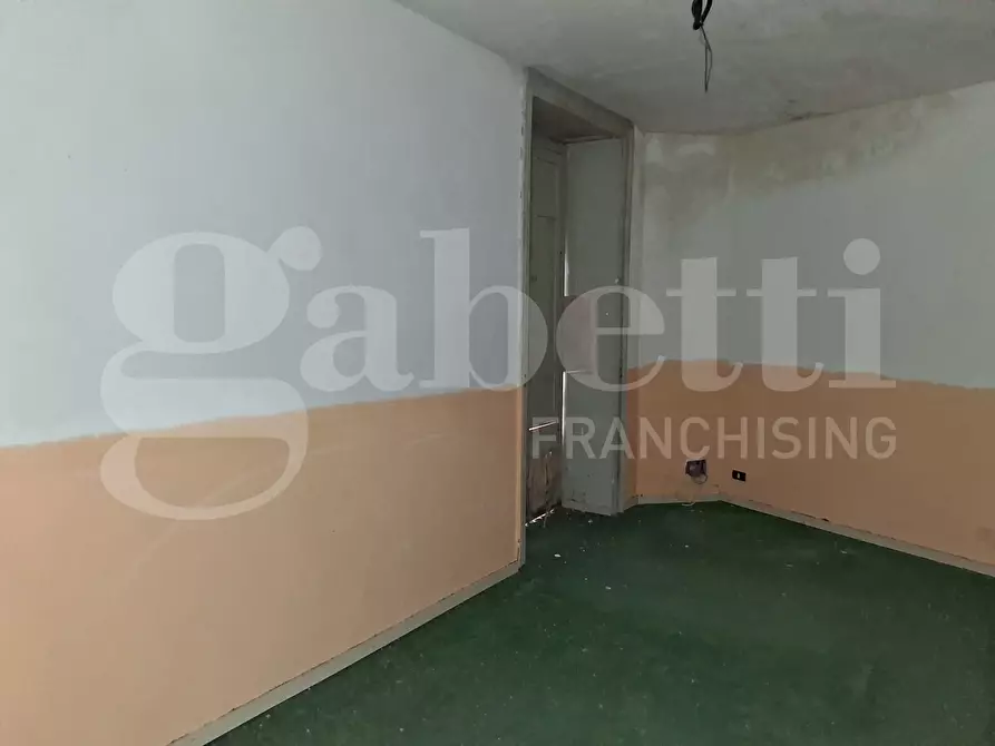 Immagine 17 di Palazzo in vendita  in Via Felicia SchininÃ , 216 a Ragusa