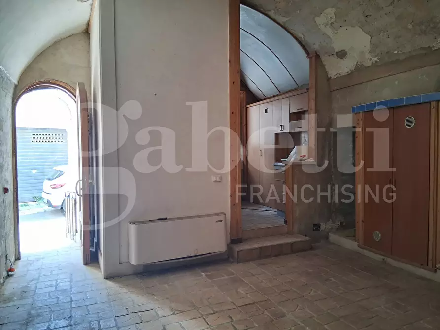 Immagine 5 di Palazzo in vendita  in Via Felicia SchininÃ , 216 a Ragusa