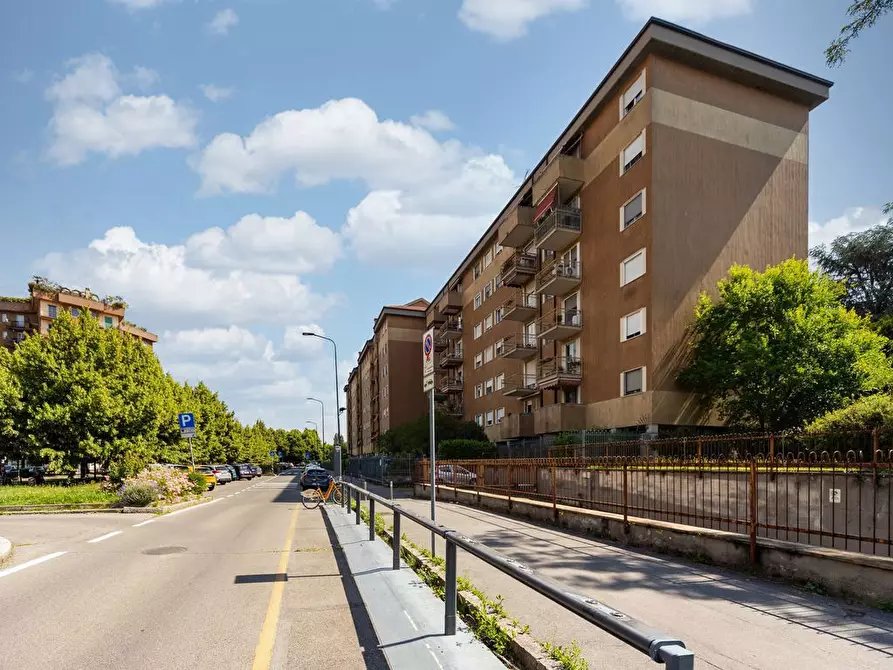 Immagine 38 di Appartamento in vendita  in Viale SUZZANI, 284 a Milano