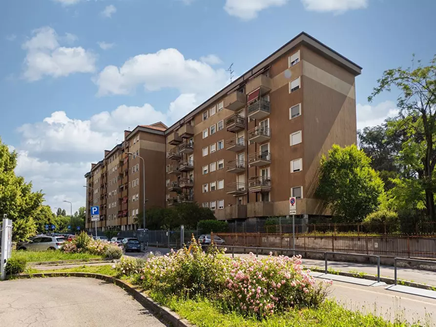 Immagine 35 di Appartamento in vendita  in Viale SUZZANI, 284 a Milano