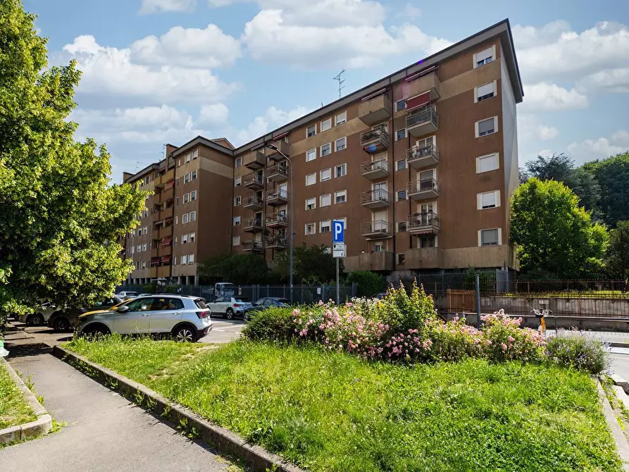 Immagine 37 di Appartamento in vendita  in Viale SUZZANI, 284 a Milano