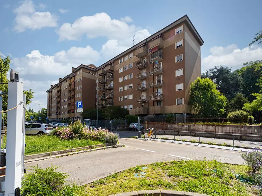 Immagine 36 di Appartamento in vendita  in Viale SUZZANI, 284 a Milano