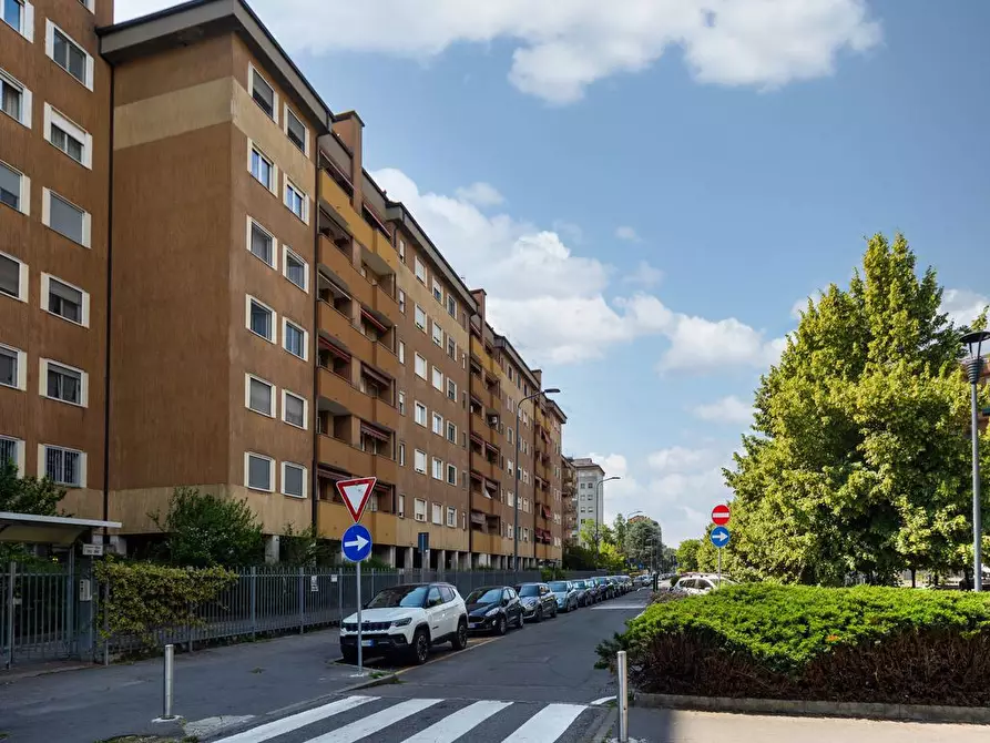 Immagine 39 di Appartamento in vendita  in Viale SUZZANI, 284 a Milano