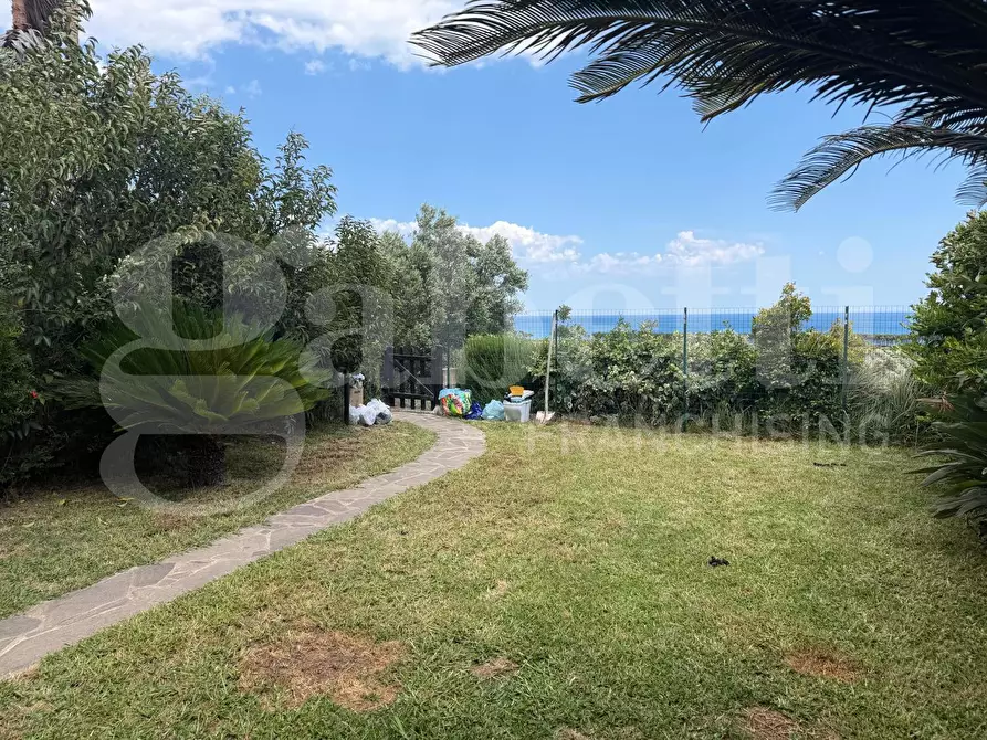 Immagine 14 di Villa in affitto  in Via Porto Rhoca, 67 a Squillace