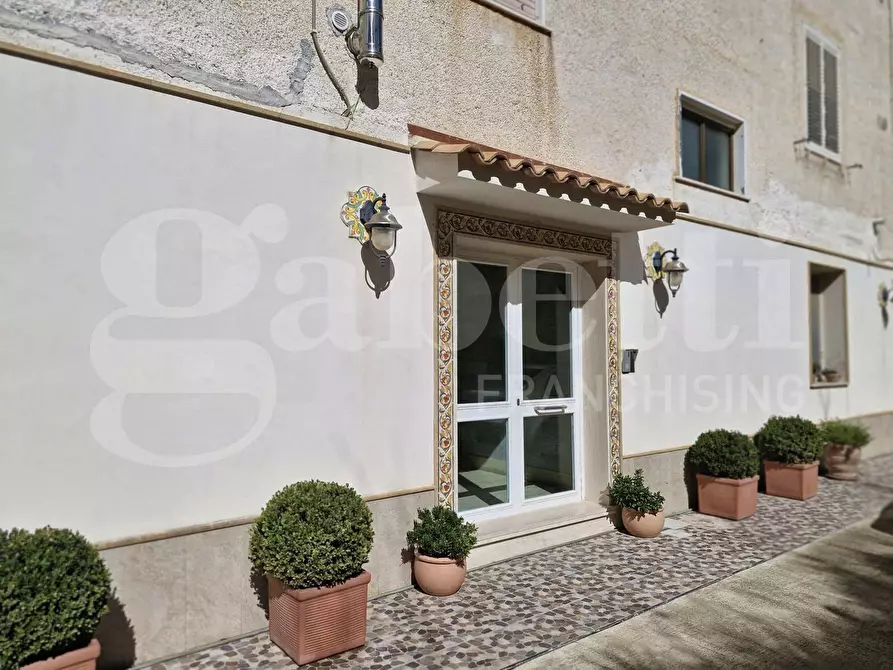 Immagine 3 di Appartamento in vendita  in Via Piana degli Albanesi a Palermo