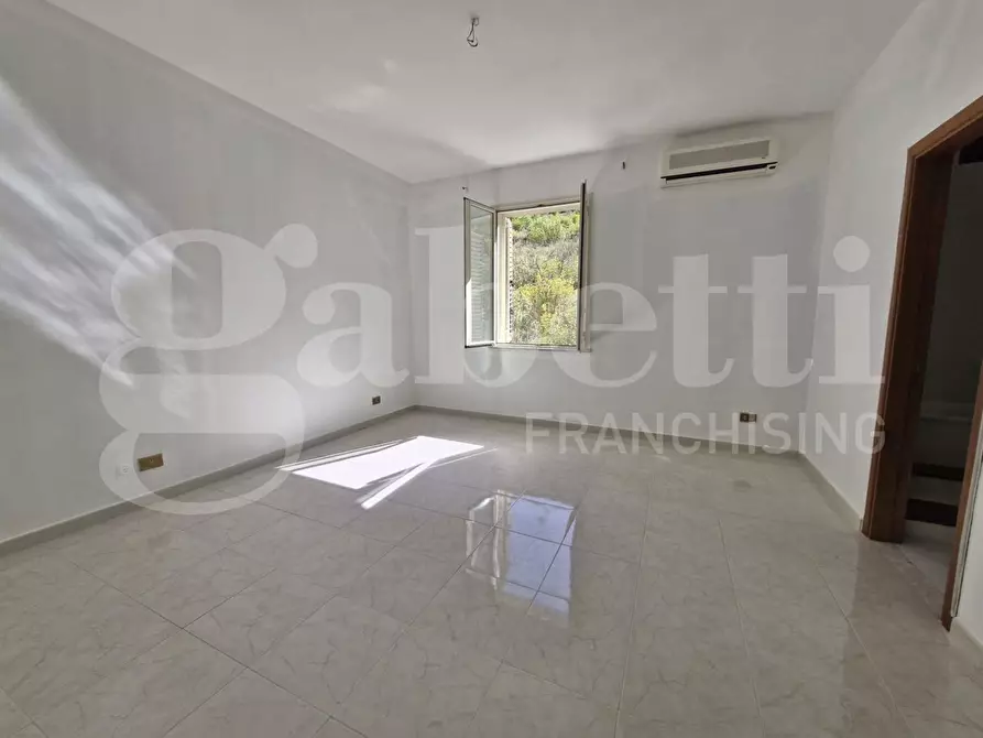 Immagine 15 di Appartamento in vendita  in Via Piana degli Albanesi a Palermo