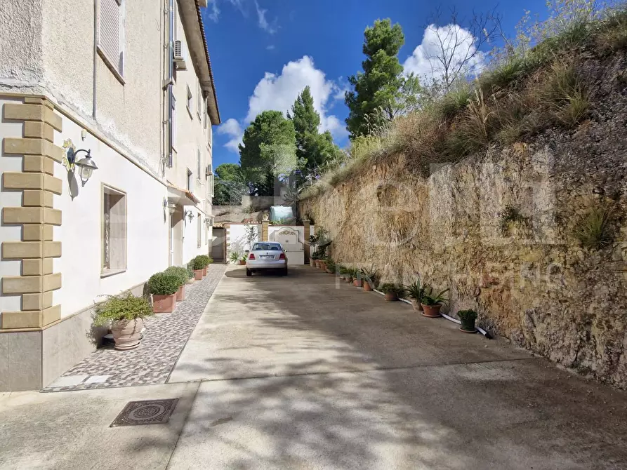 Immagine 5 di Appartamento in vendita  in Via Piana degli Albanesi a Palermo