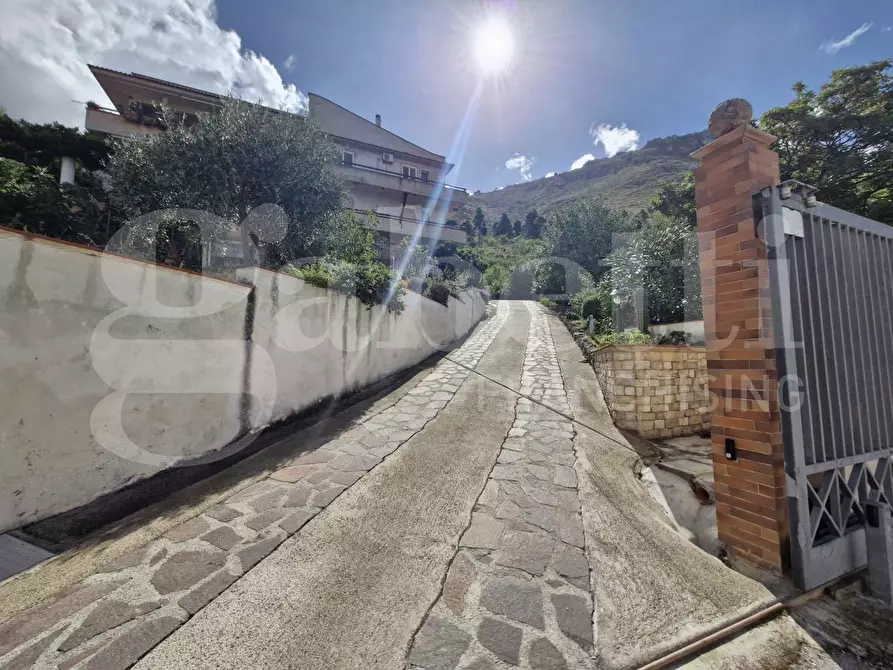 Immagine 4 di Appartamento in vendita  in Via Piana degli Albanesi a Palermo