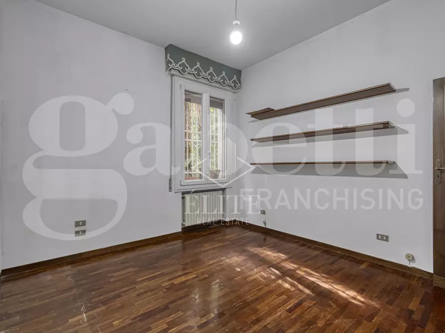 Immagine 15 di Appartamento in vendita  in Via MURRI a Bologna