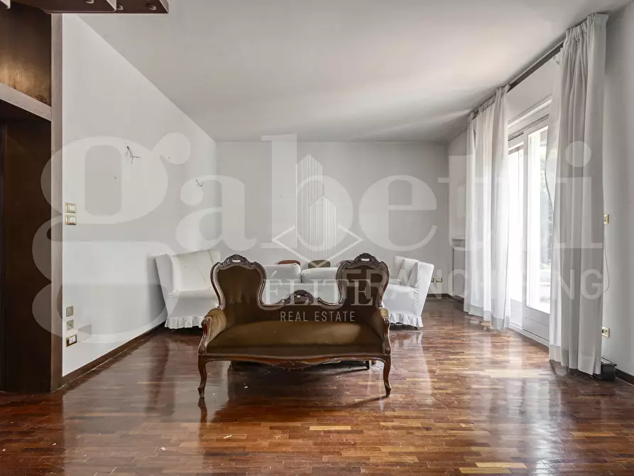 Immagine 3 di Appartamento in vendita  in Via MURRI a Bologna
