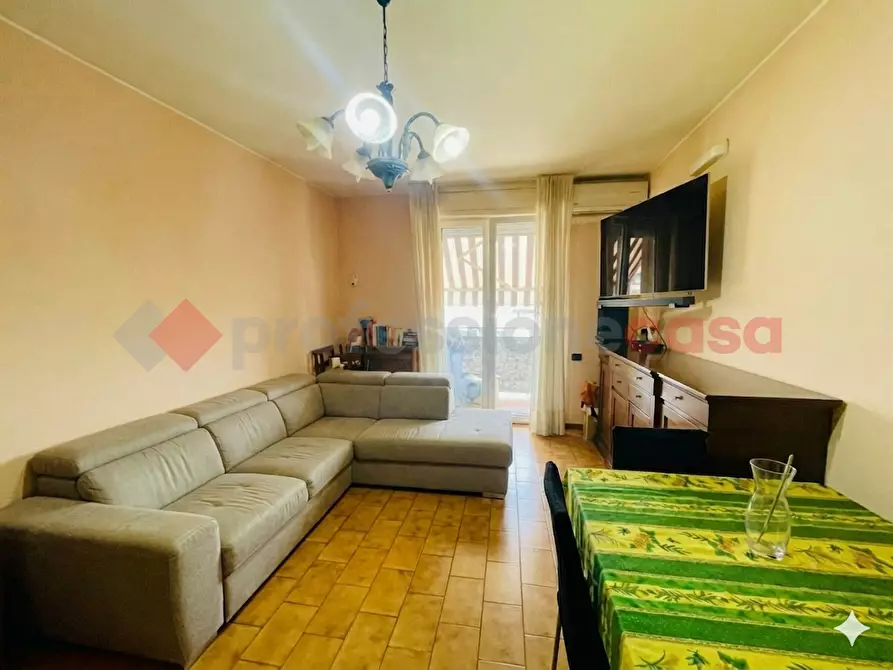 Immagine 4 di Appartamento in vendita  in Via delle vigne a Rescaldina