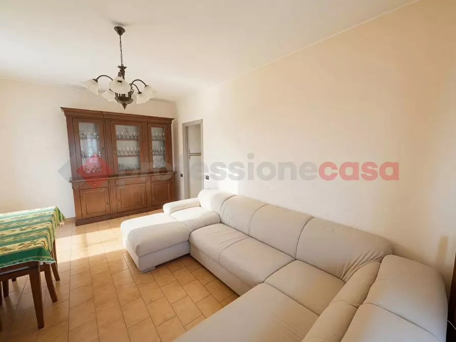Immagine 3 di Appartamento in vendita  in Via delle vigne a Rescaldina