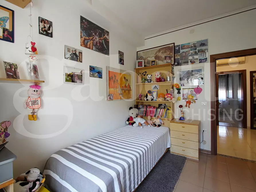 Immagine 11 di Appartamento in vendita  in Via Bissuola, . a Venezia