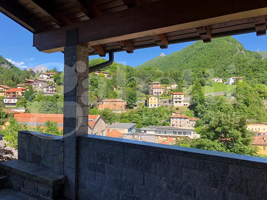 Immagine 19 di Villa in vendita  in Via PONTE OSCURO, snc a Asso