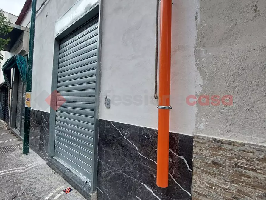 Immagine 5 di Negozio in affitto  in Corso Protopisani, 67 a Napoli