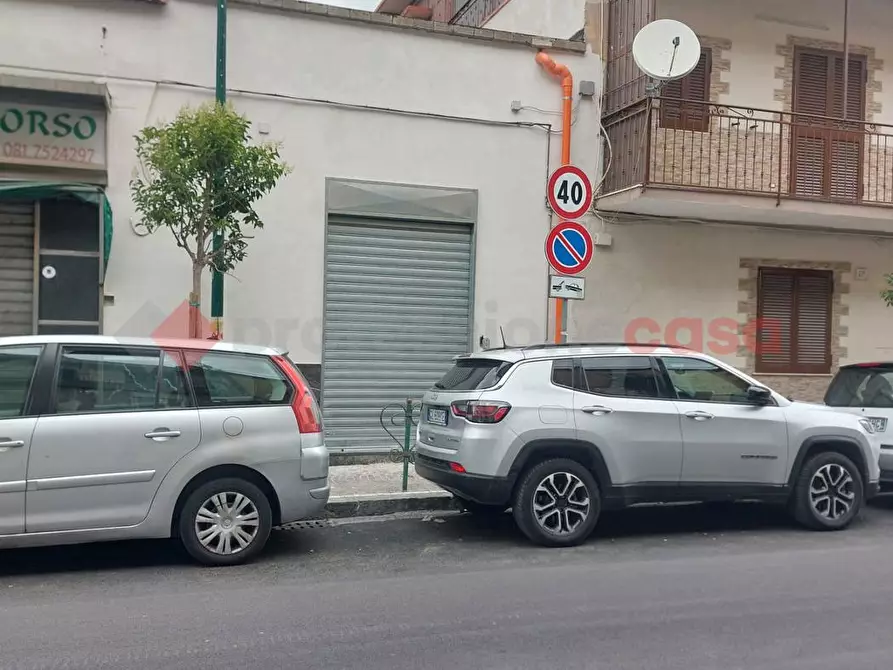 Immagine 9 di Negozio in affitto  in Corso Protopisani, 67 a Napoli