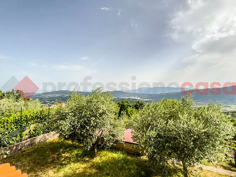 Immagine 21 di Villa in vendita  in Via Circonvallazione Cerano, 24 a Torre Cajetani