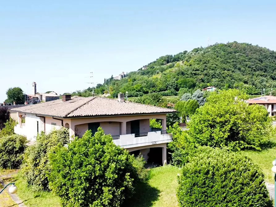 Immagine 1 di Villa in vendita  in Via MARTINENGO, 29 a Rovato