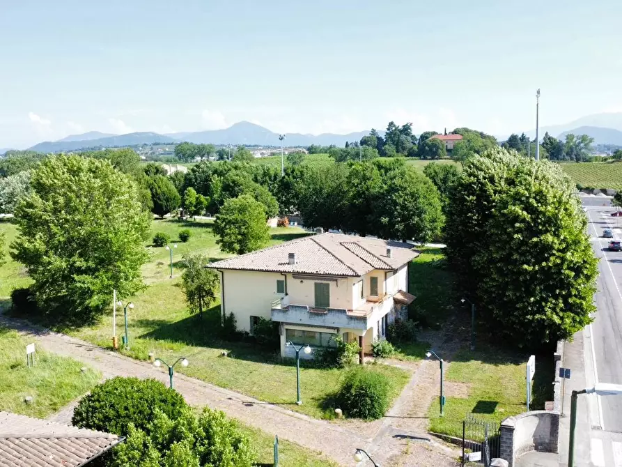 Immagine 14 di Villa in vendita  in Via MARTINENGO, 31 a Rovato
