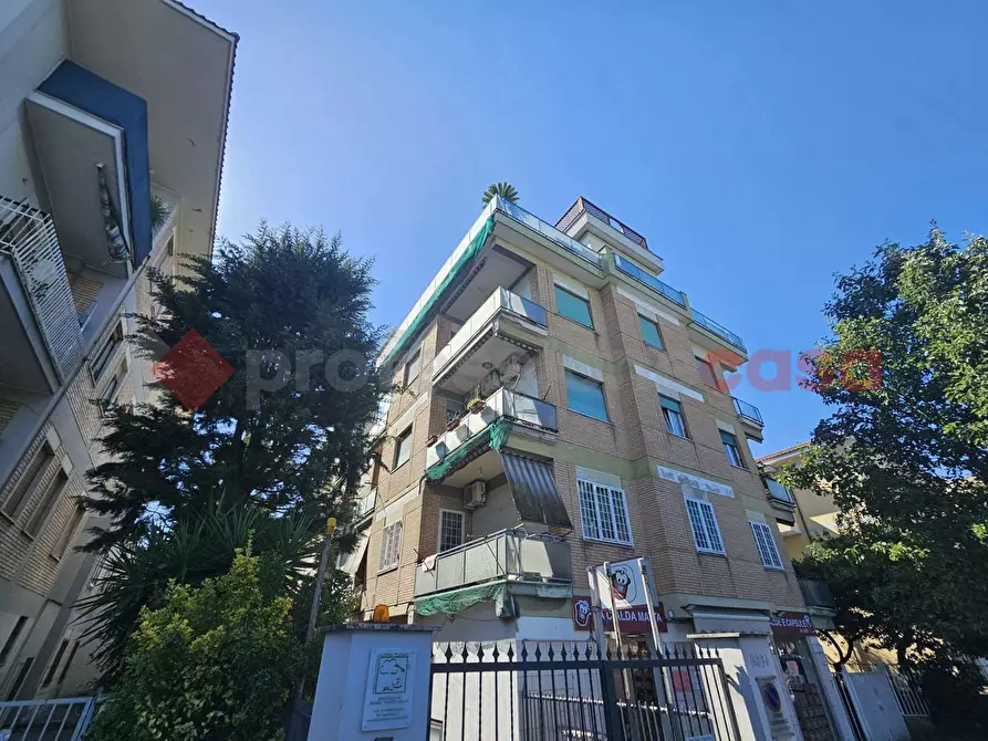 Immagine 1 di Appartamento in vendita  in Via Di Torrevecchia, 609 a Roma