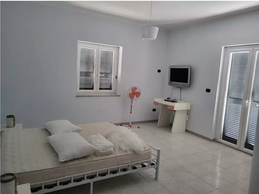 Immagine 11 di Appartamento in vendita  in Via Magna Grecia, 16 a Corigliano-Rossano