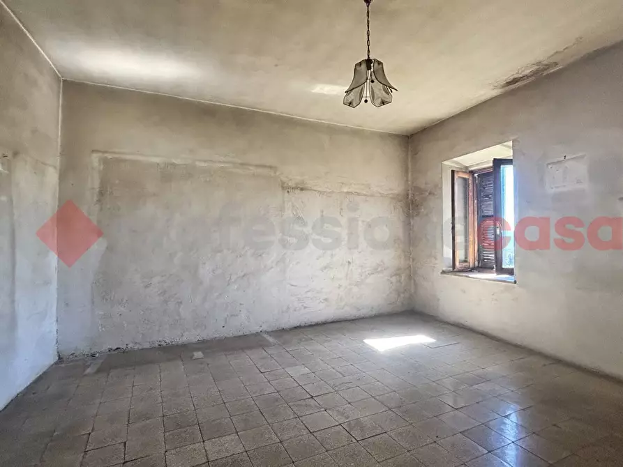 Immagine 1 di Casa indipendente in vendita  in Via Moretto, SCN a Torre Cajetani