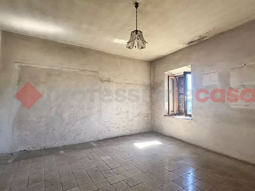 Immagine 2 di Casa indipendente in vendita  in Via Moretto, SCN a Torre Cajetani