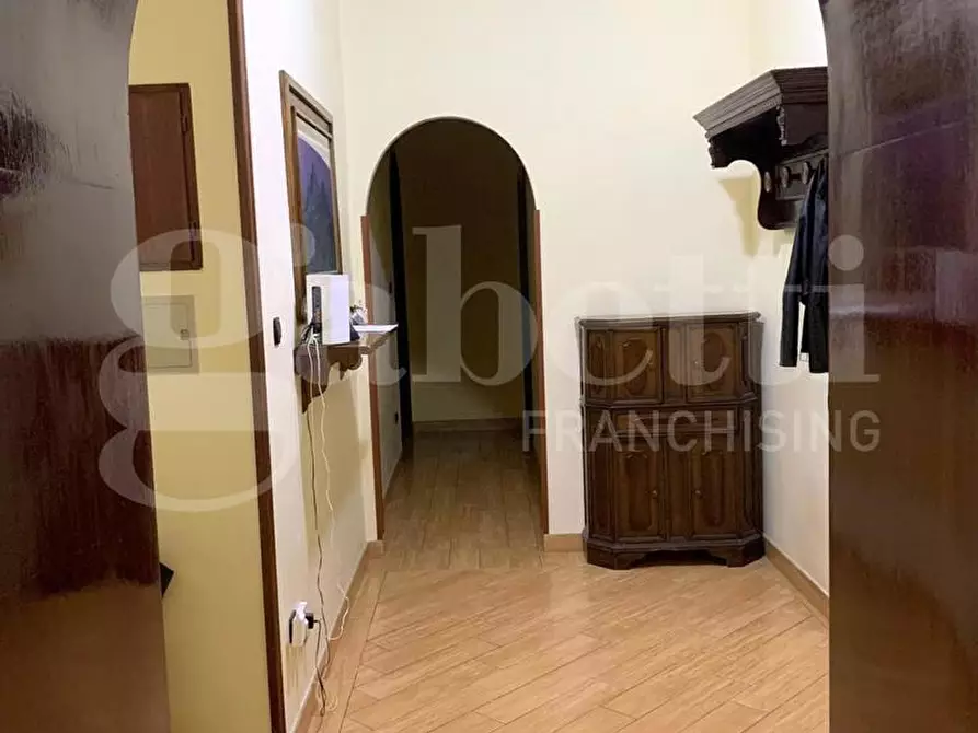 Immagine 4 di Appartamento in vendita  in Via macedonio melloni a Napoli