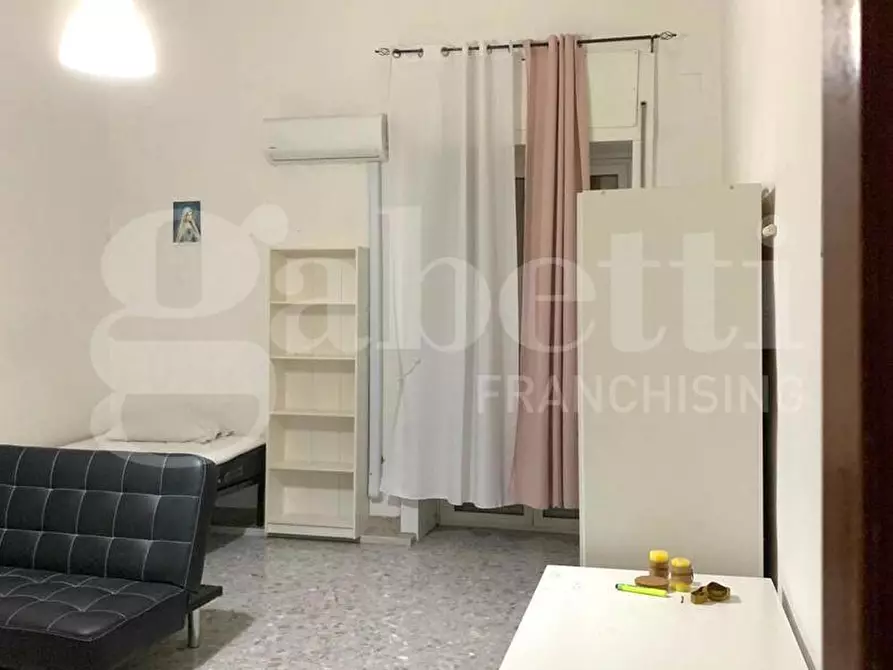 Immagine 3 di Appartamento in vendita  in Via macedonio melloni a Napoli