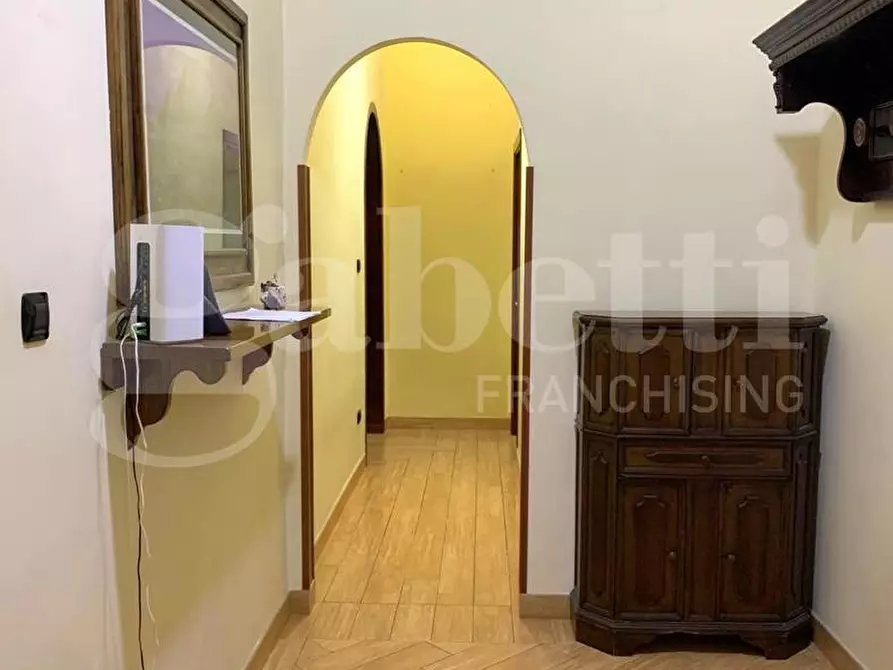 Immagine 5 di Appartamento in vendita  in Via macedonio melloni a Napoli