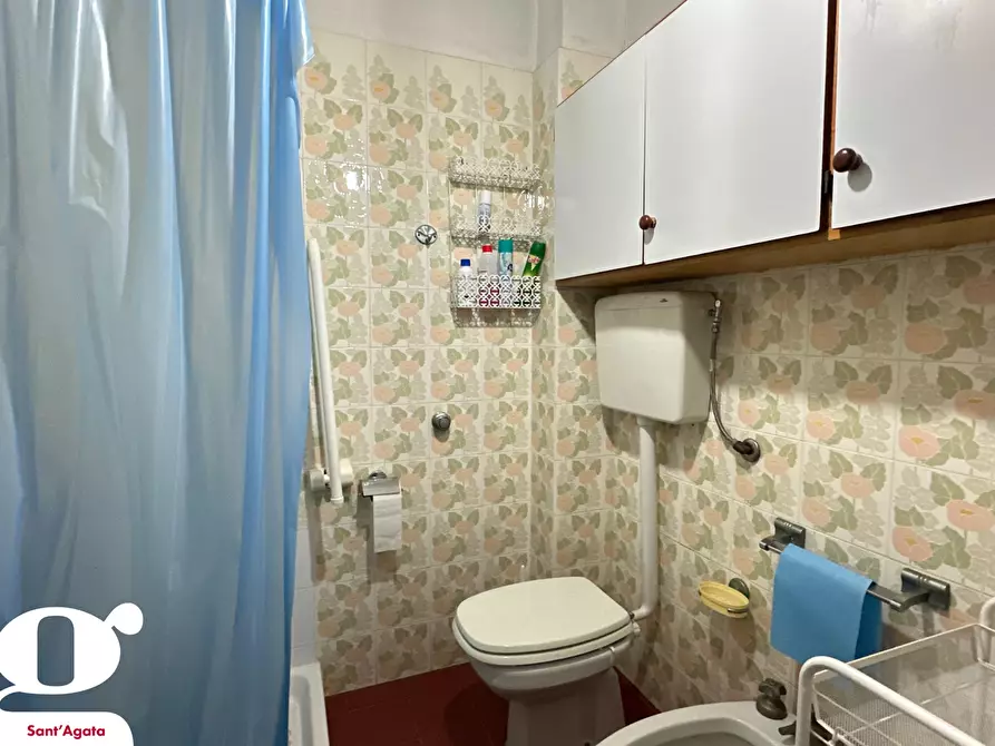 Immagine 9 di Palazzo in vendita  in Via COSENZ, 131 a Sant'agata Di Militello
