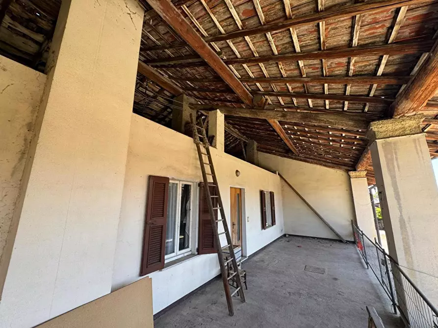 Immagine 6 di Rustico / casale in vendita  in Via pedrocchetta, 7 a Cazzago San Martino