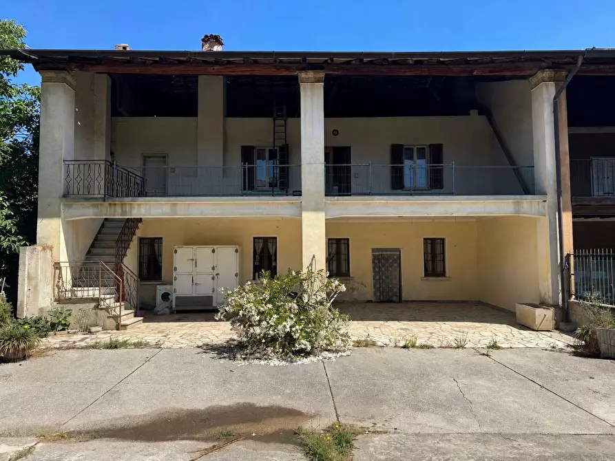 Immagine 1 di Rustico / casale in vendita  in Via pedrocchetta, 7 a Cazzago San Martino