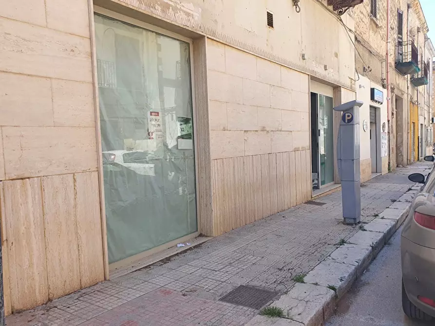 Immagine 5 di Negozio in vendita  in Via Roma, 164 a Campobello Di Mazara
