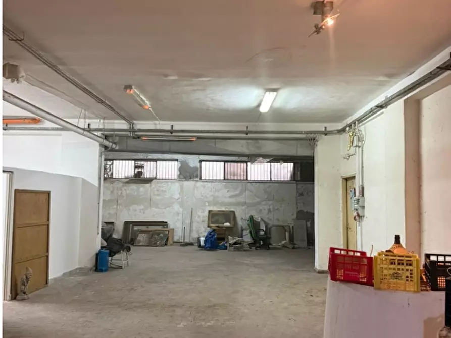 Immagine 6 di Magazzino in affitto  in Piazza Carlo Cattaneo, 18 a Sant'anastasia