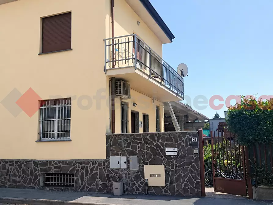 Immagine 1 di Palazzo in vendita  in Via emilia, snc a Legnano