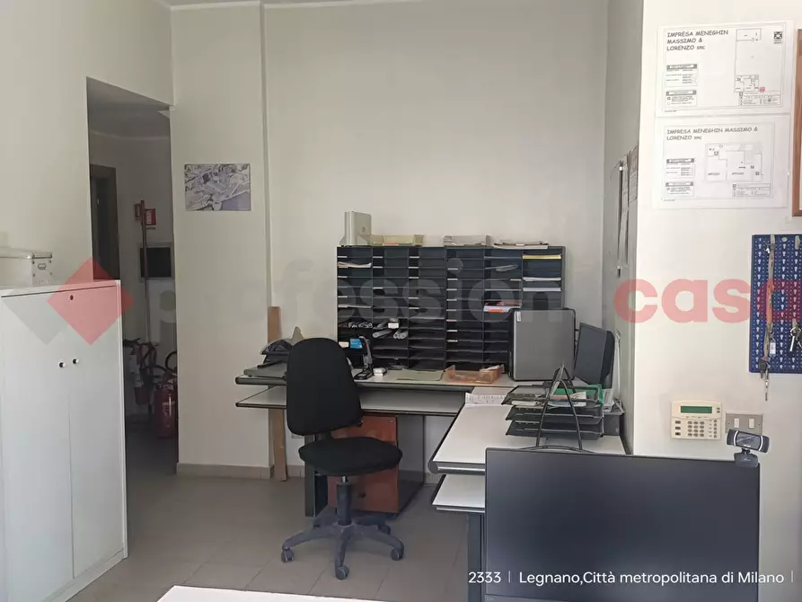 Immagine 10 di Palazzo in vendita  in Via emilia, snc a Legnano