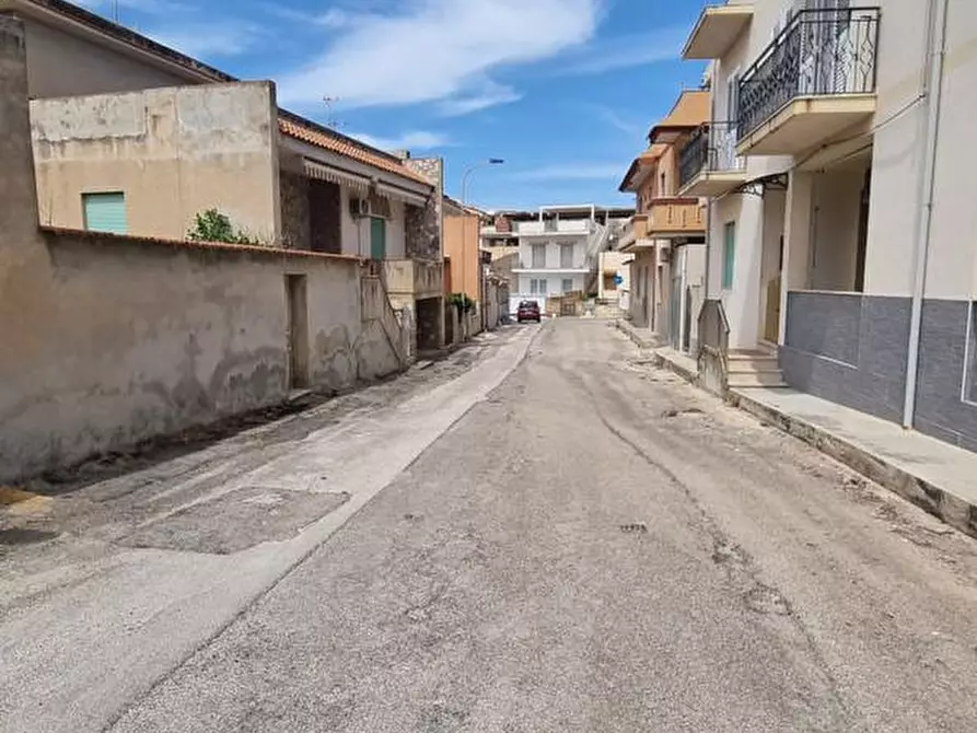 Immagine 27 di Palazzo in vendita  in Via Beatrice Cava d'Aliga, 6 a Scicli