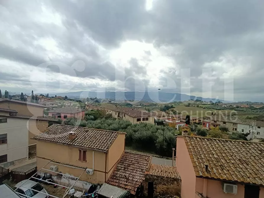 Immagine 5 di Castello in affitto  in Piazza DEL CASTELLO, 1 a Torgiano