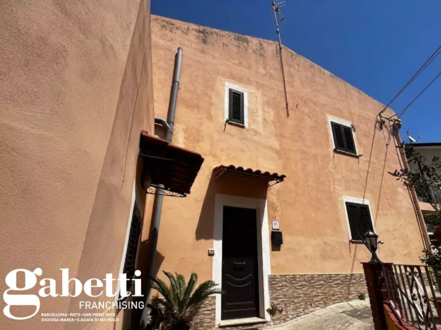 Immagine 1 di Palazzo in vendita  in Contrada GAGLIO, SNC a Sant'agata Di Militello