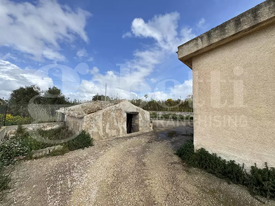 Immagine 9 di Villa in vendita  in Via Delle fiamme gialle, . a Ispica