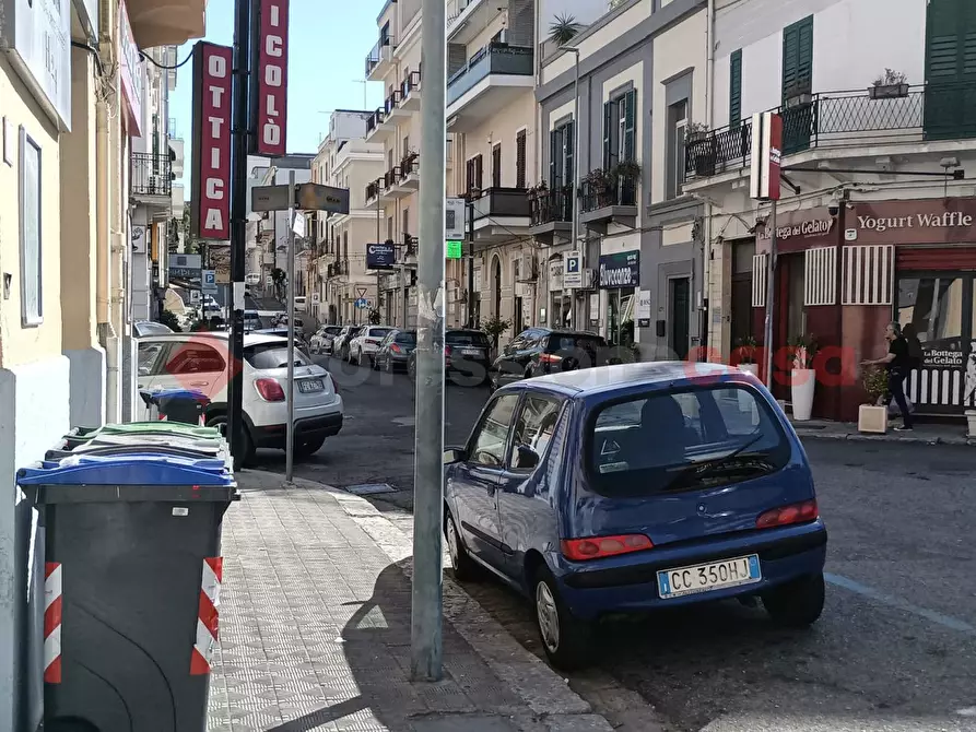 Immagine 3 di Negozio in vendita  in Via muratori, 28 a Reggio Di Calabria
