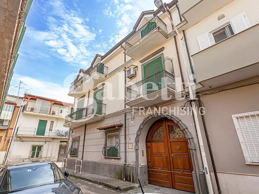 Immagine 2 di Palazzo in vendita  in Via Carmine Buonomo a Frattamaggiore